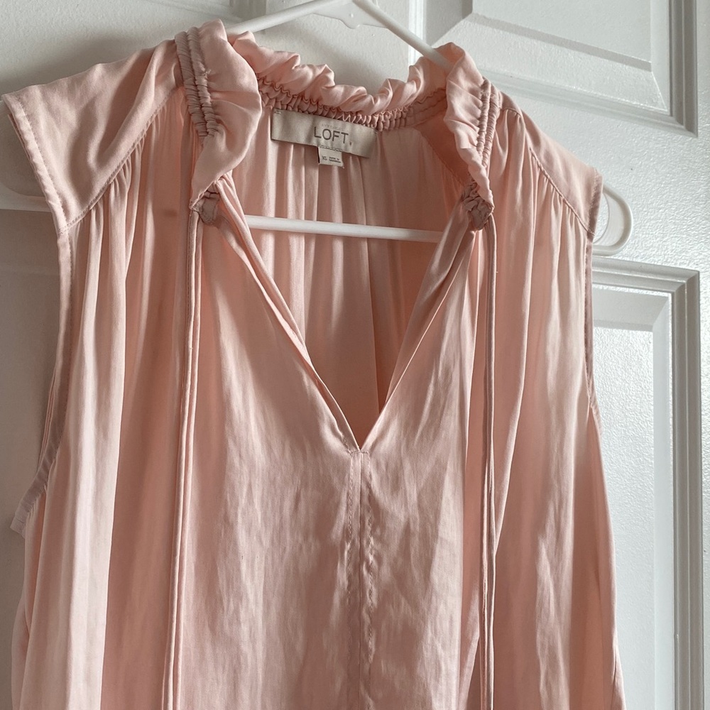 LOFT Blush Ruffle Blouse - Picture 6 of 7